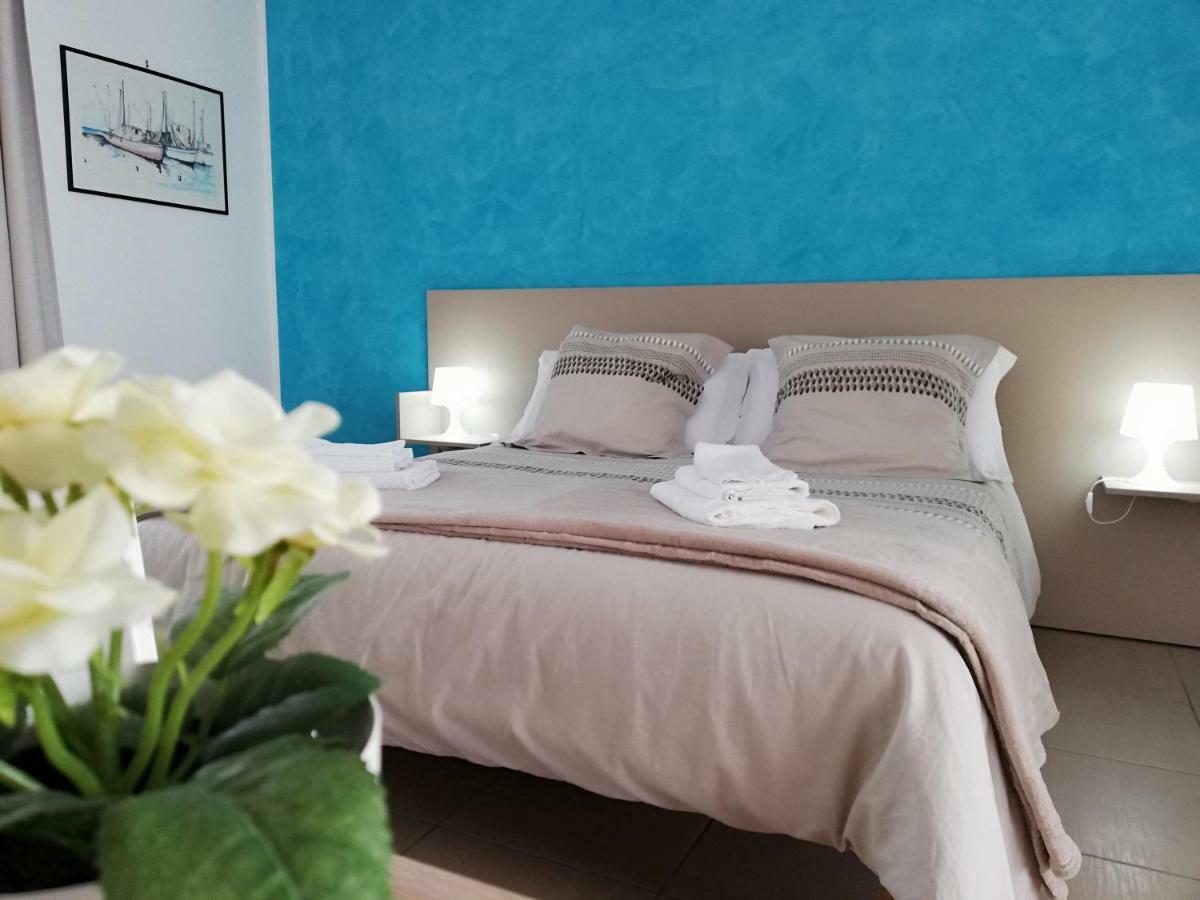 Appartamento Gambero Beach Santa Teresa Di Riva Bagian luar foto